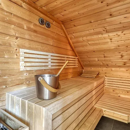 Awesome In Lebbbin With Sauna *